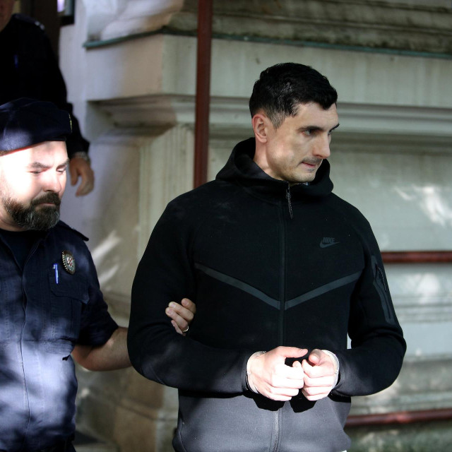 Domagoj Galić izlazi iz zgrade Županijskog suda