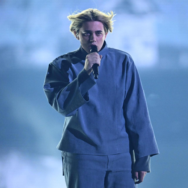 Katarsis iz Litve izveo je pjesmu ‘Tavo Akys‘