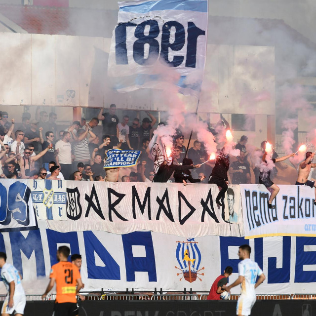 navijaci Rijeke, Armada