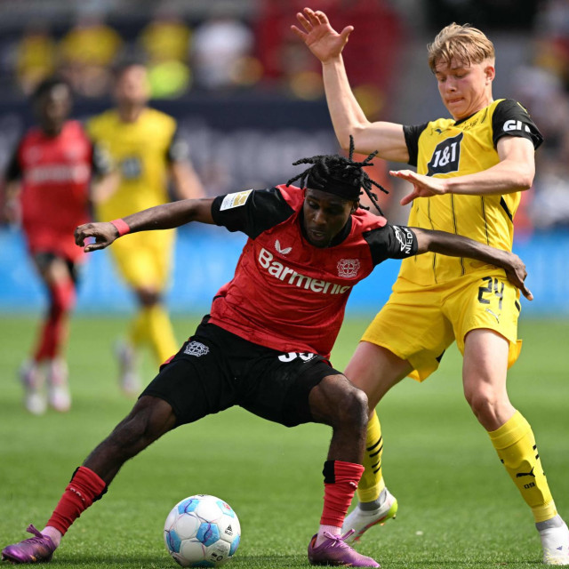 Jeremie Frimpong (lijevo)