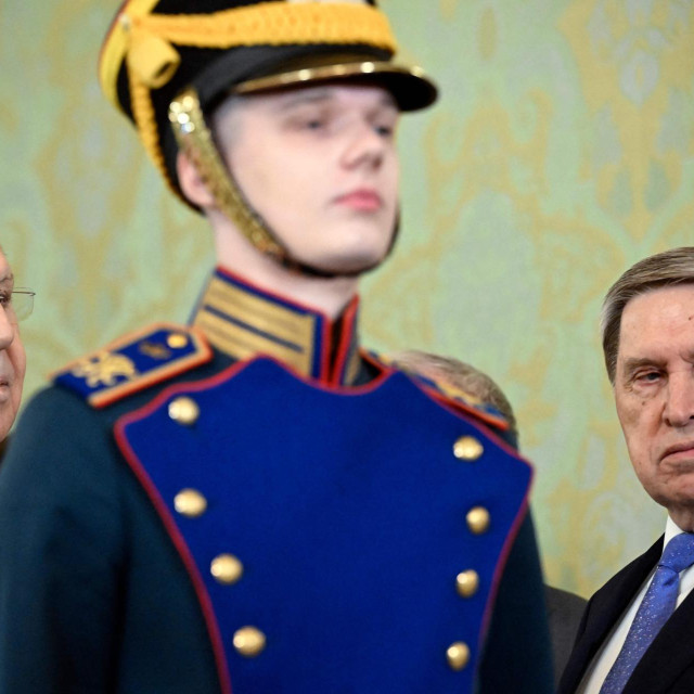 Ruski šef diplomacije Sergej Lavrov i Putinov savjetnik Jurij Ušakov