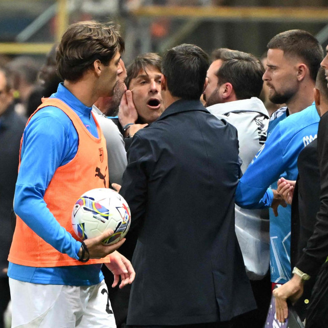 Antonio Conte isključen je zbog trzavica sa suparničkim trenerom Chivuom