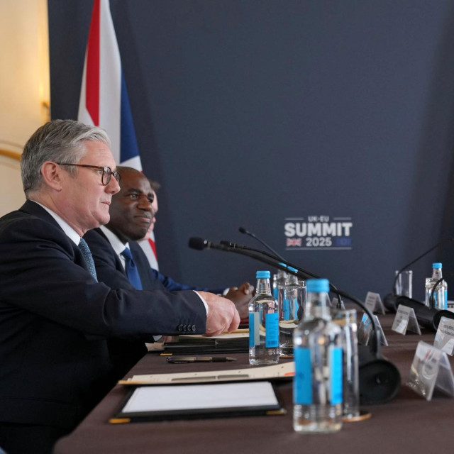 Keir Starmer, Kaja Kallas, Ursula von der Leyen i Antonio Costa