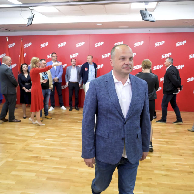 Siniša Hajdaš Dončić