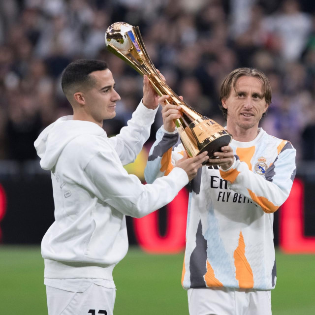 Modrić i Vazquez