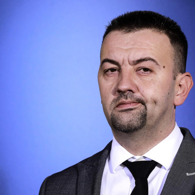 Marijan Pavliček