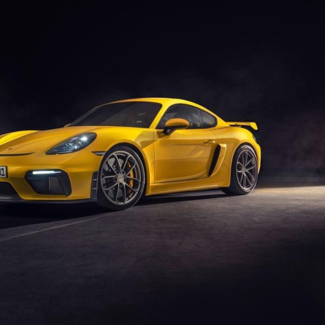 Porsche 718 Cayman