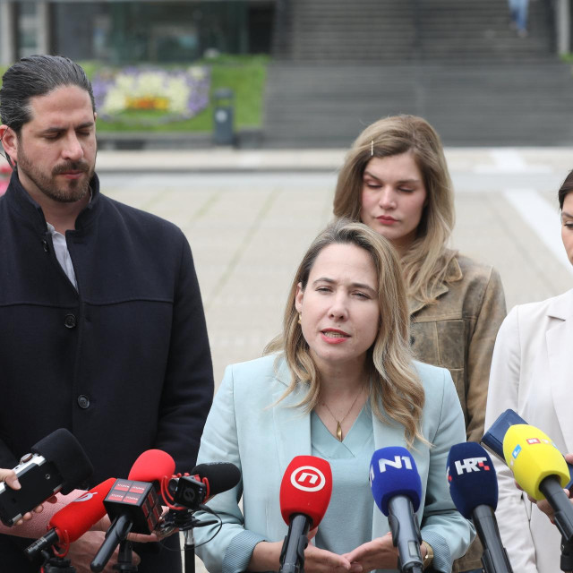 Damir Firšt, Marija Selak Raspudić i Eva Šiško