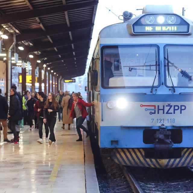 Vlak HŽ-a, ilustracija