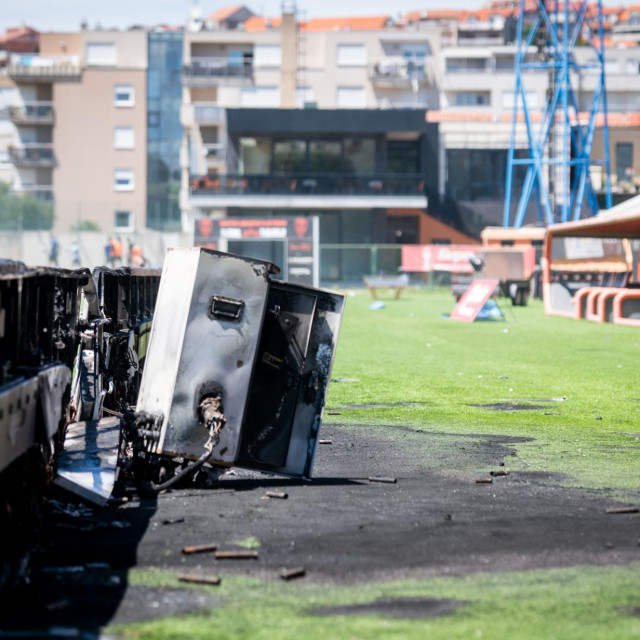 Torcidini su huligani divljački uništili stadion Šubićevac