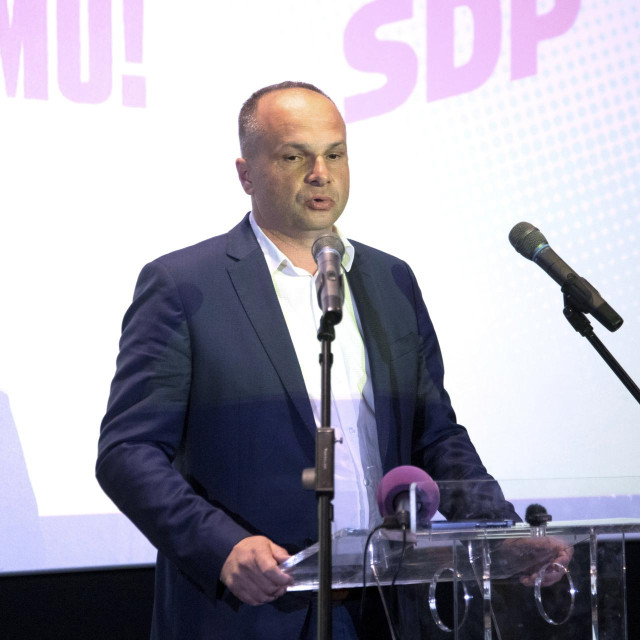 Siniša Hajdaš Dončić