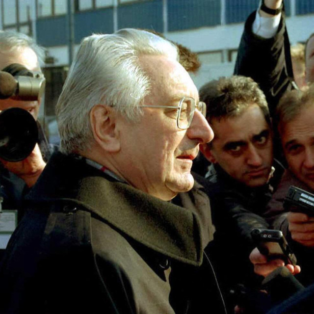 U ožujku 1991. vladajući je HDZ na čelu s Franjom Tuđmanom izglasao da se datum obnove višestranačkog Sabora proglasi središnjim državnim blagdanom