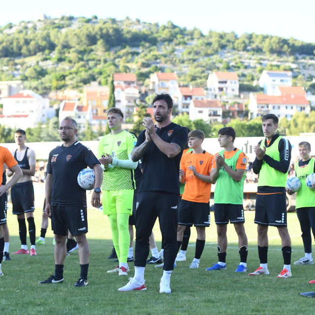 Oproštaj igrača Šibenika i navijača