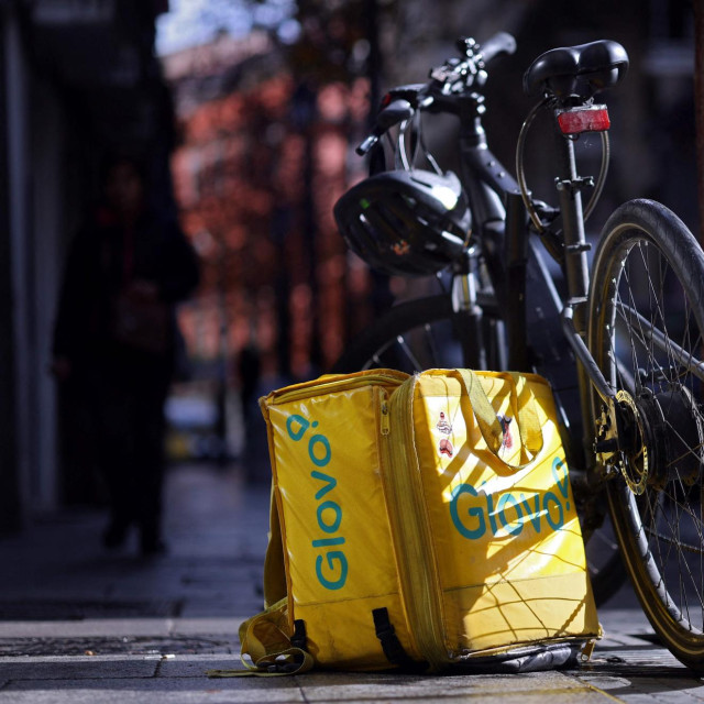 Glovo (ilustracija)
