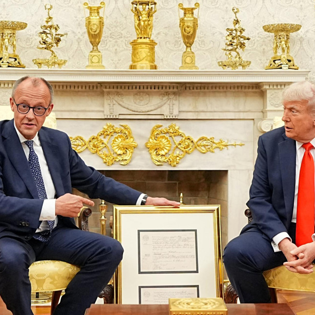 Friedrich Merz daje Donaldu Trumpu rodni list njegovog djeda