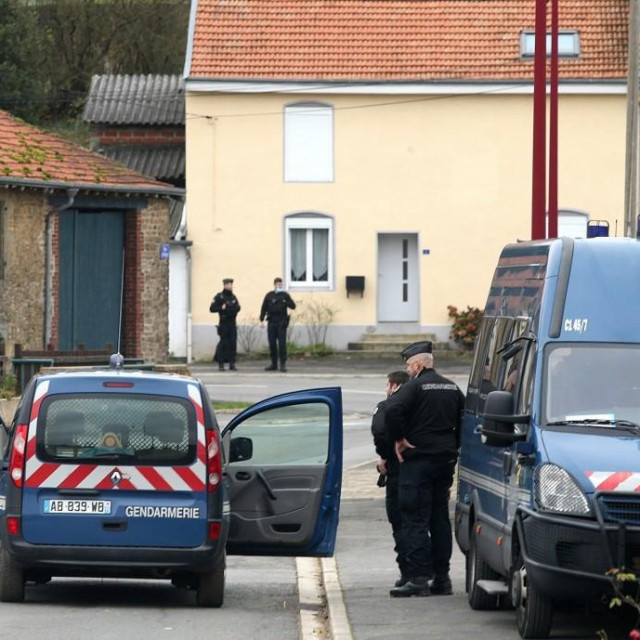 Policija, Francuska, ilustracija