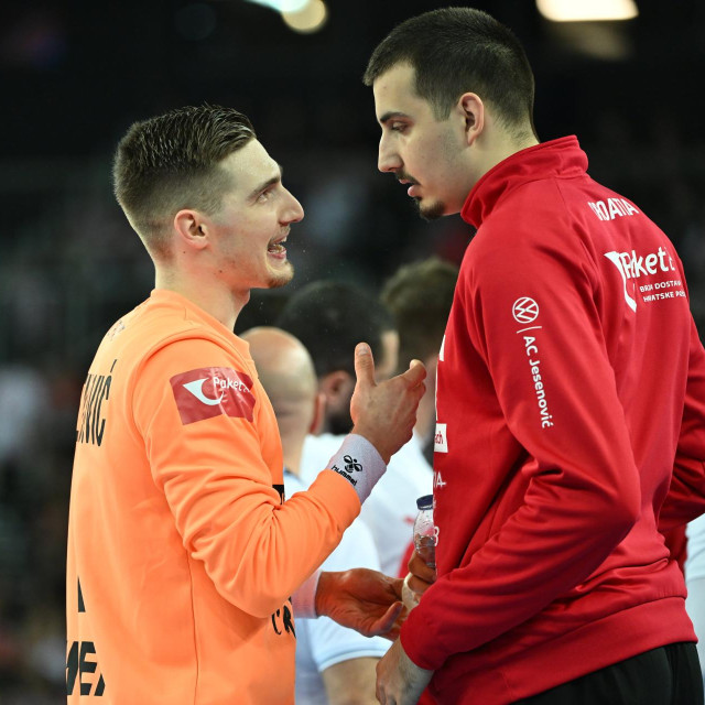 Dominik Kuzmanović i Matej Mandić