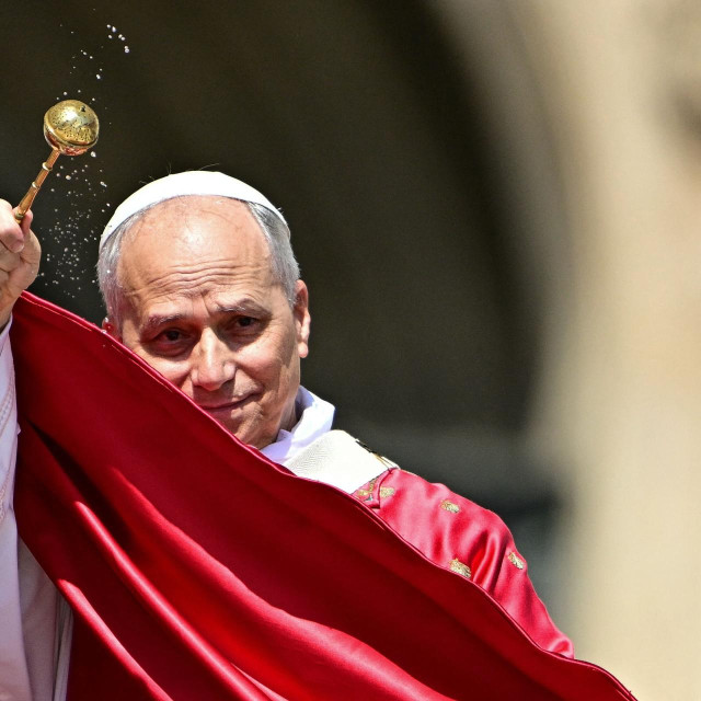 Papa Lav XIV.