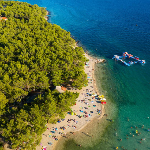 Pakoštane, obala
