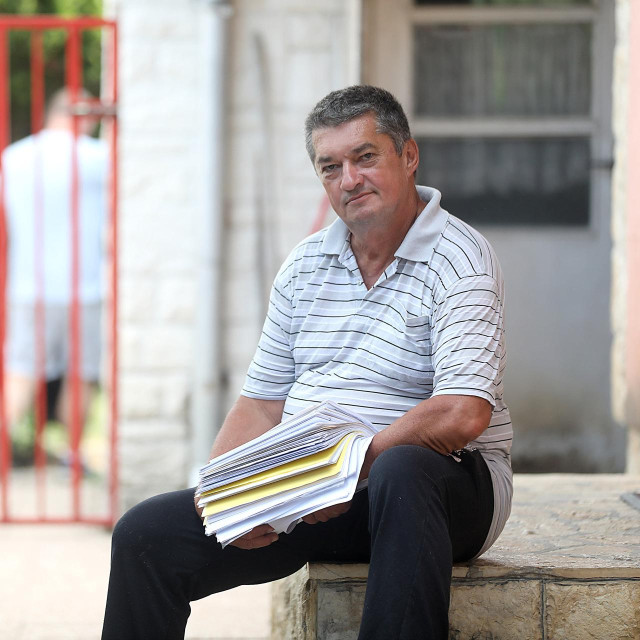 Dražen Šobat već 12 godina vodi pravnu bitku za vlasništvo nad svojim posjedom