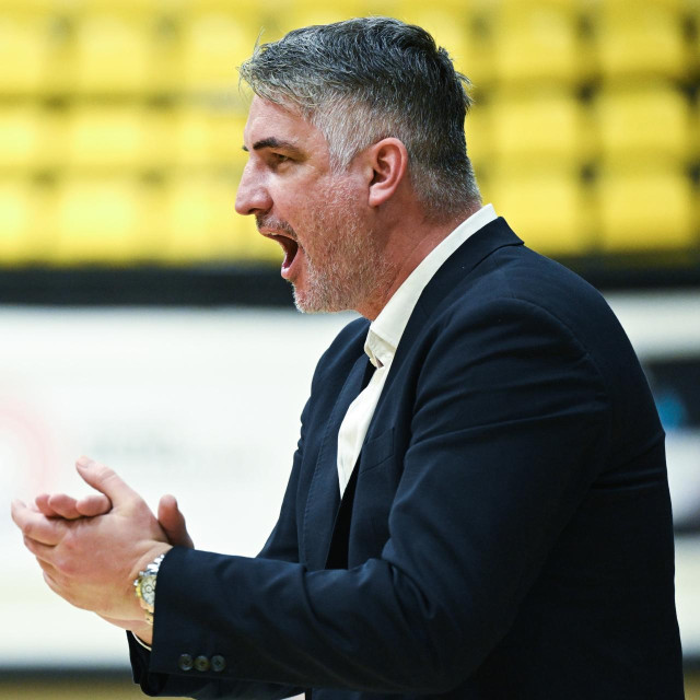 Damir Mulaomerović