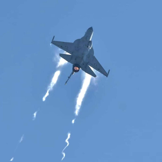 JF-17 Thunder borbeni avion, ilustracija