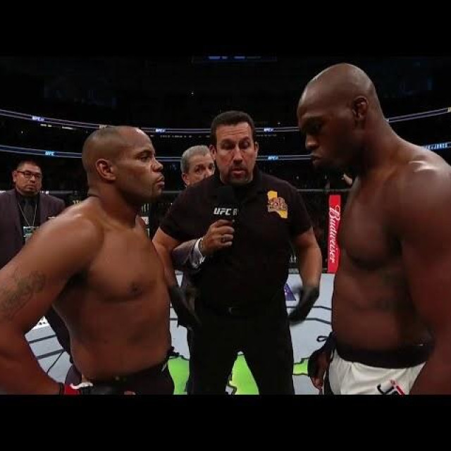 Daniel Cormier vs Jon Jones
