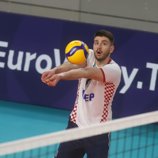 Petar Đirlić standardno je bio najefikasniji u hrvatskim redovima, ali ni 22 poena nisu bila dovoljna za pobjedu Hrvatske
