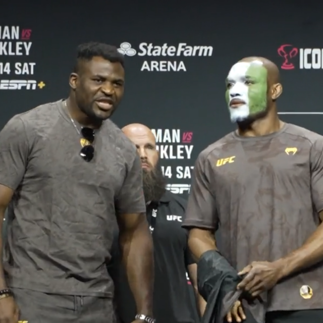 Francis Ngannou (lijevo) i Kamaru Usman (desno)