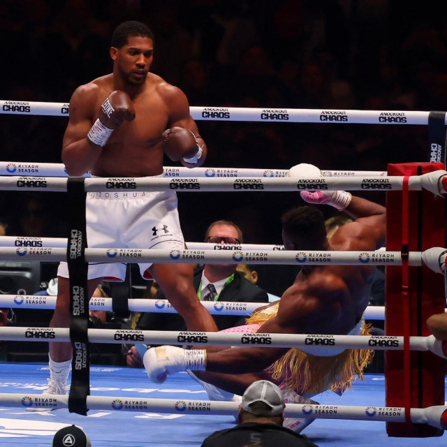 Anthony Joshua vs. Francis Ngannou