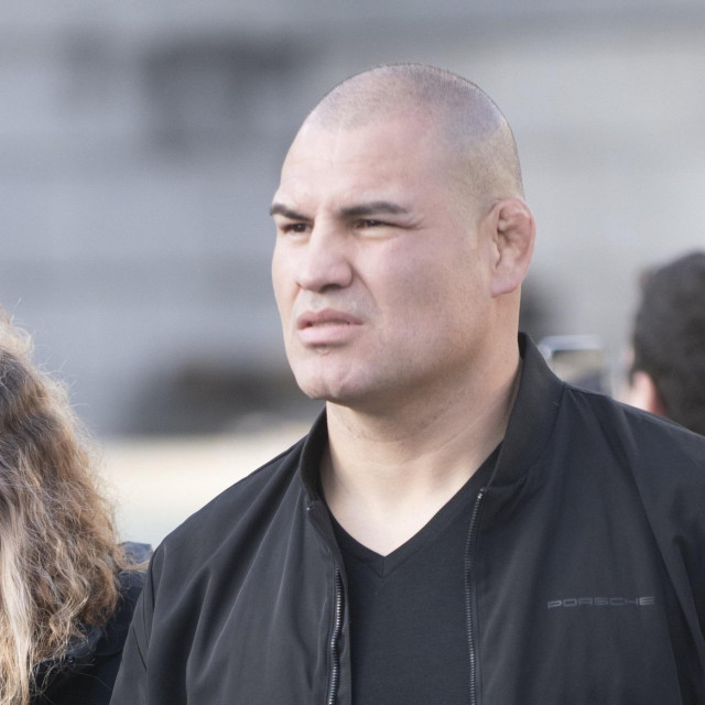 Cain Velasquez 