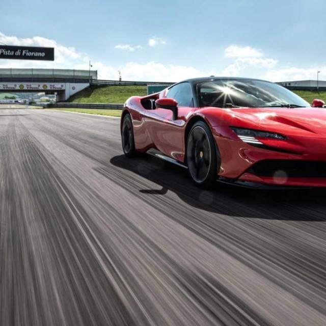 Ferrari SF90 Stradale, ilustracija