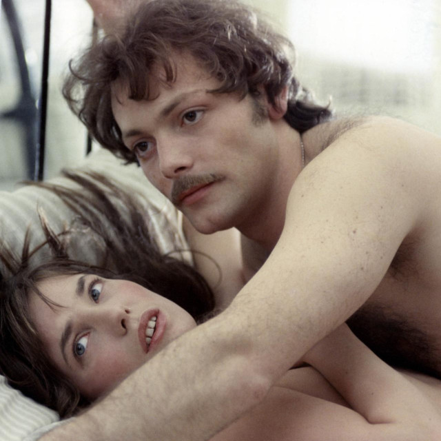 U filmu po njezonom scenariju ‘Catherine et cie‘ glimuili su Michel Boisrond, Jane Birkin, Patrick Dewaere

 