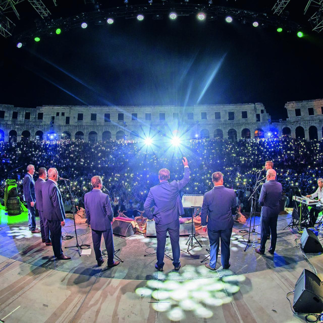 Klapa Intrade u pulskoj Areni