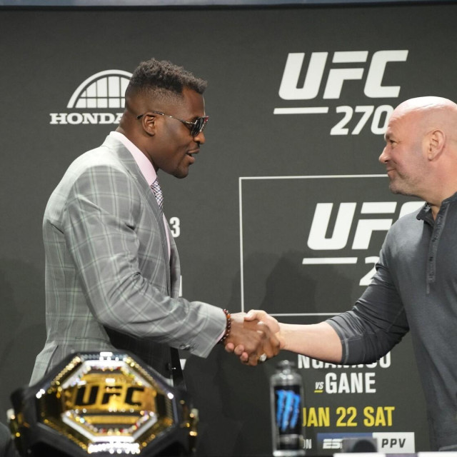 Francis Ngannou i Dana White