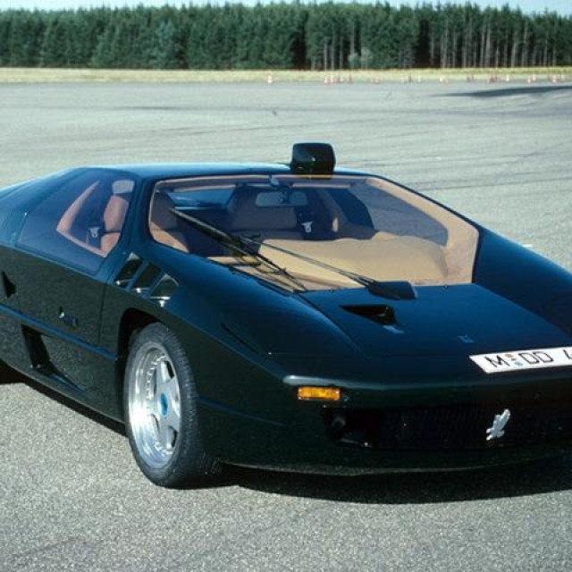 Isdera Imperator 108i