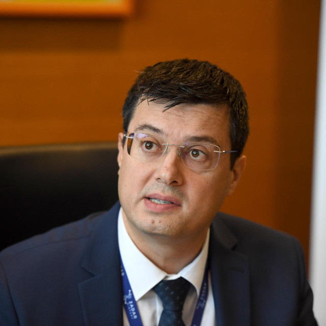 Josip Klišmanić, direktor Zračne luke Zadar
 