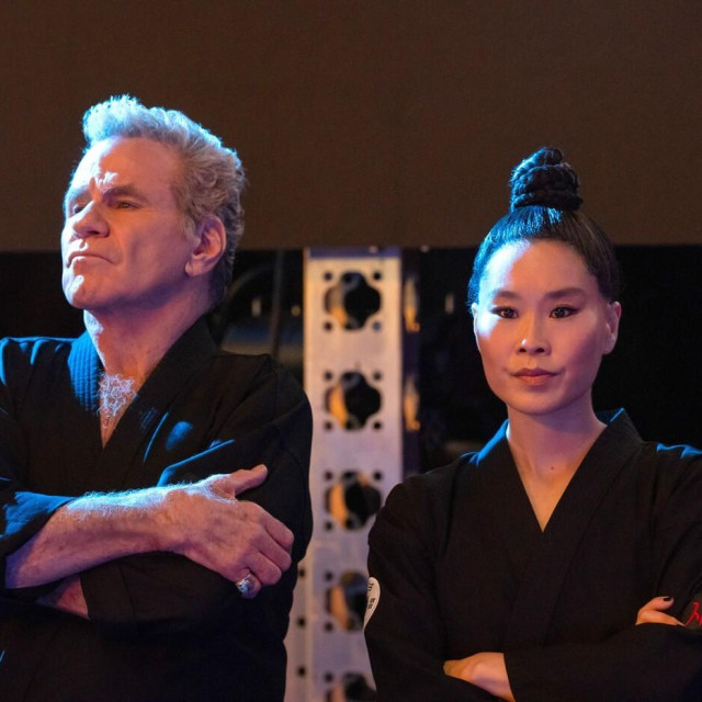 Alicia Hannah-Kim i Martin Kove u seriji ‘Cobra Kai‘