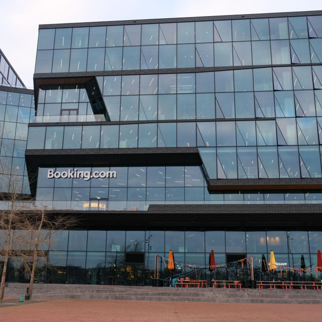 Srediste Booking.com agencije