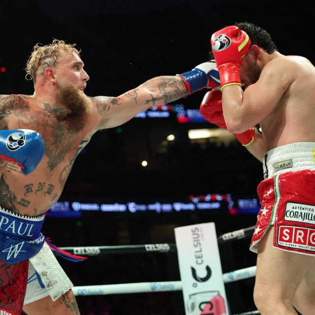 Jake Paul (lijevo) vs. Julio Cesar Chavez Jr. (desno)