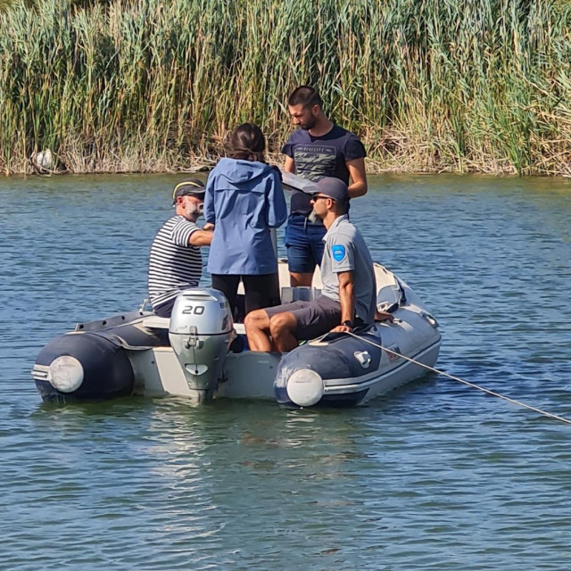 Znanstvenici tijekom terenskog istraživanja na Vranskom jezeru