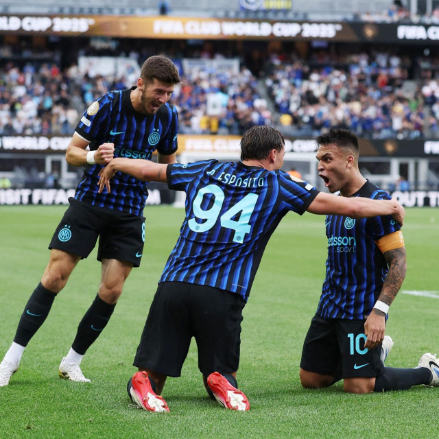 Francesco Esposito, Petar Sučić i Lautaro Martinez