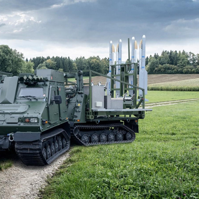 Sustav IRIS-T, varijanta na gusjenicama