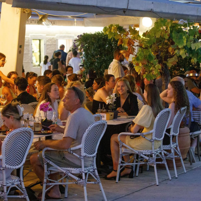 Restorani i kafići