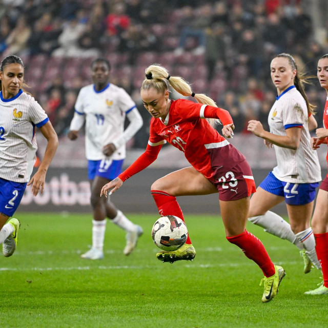 Alisha Lehmann (23), reprezentativka Švicarske