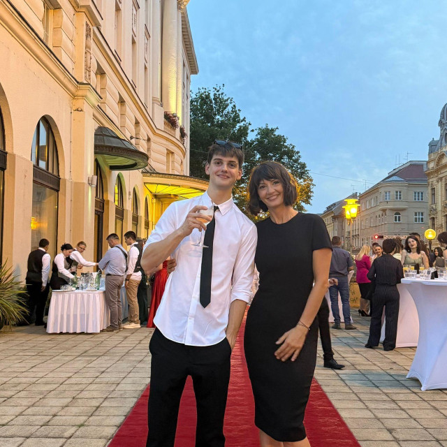 Ivana Paradžiković i sin Hugo