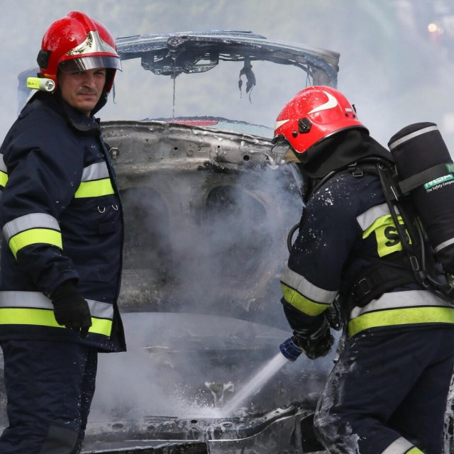 Gašenje požara, ilustracija