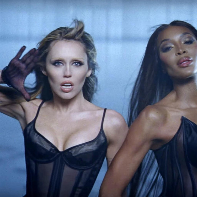 Miley Cyrus i Naomi Campbell