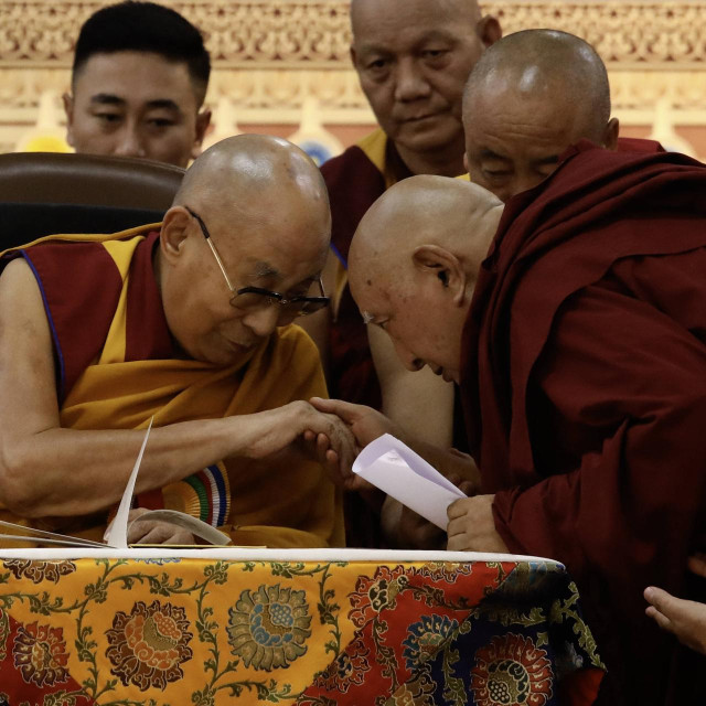 Dalaj-lama Četrnaesti slavi 90. rođendan u egzilu