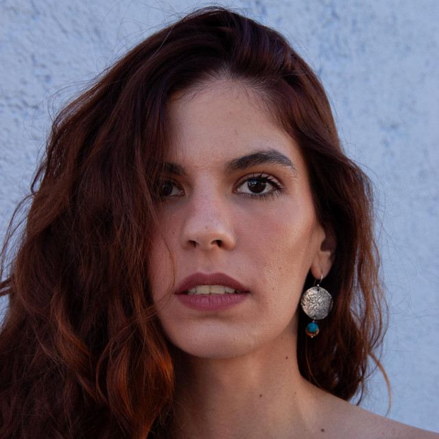 Gala je završila glumu u Los Angelesu gdje se za početak želi ostvariti glumački 